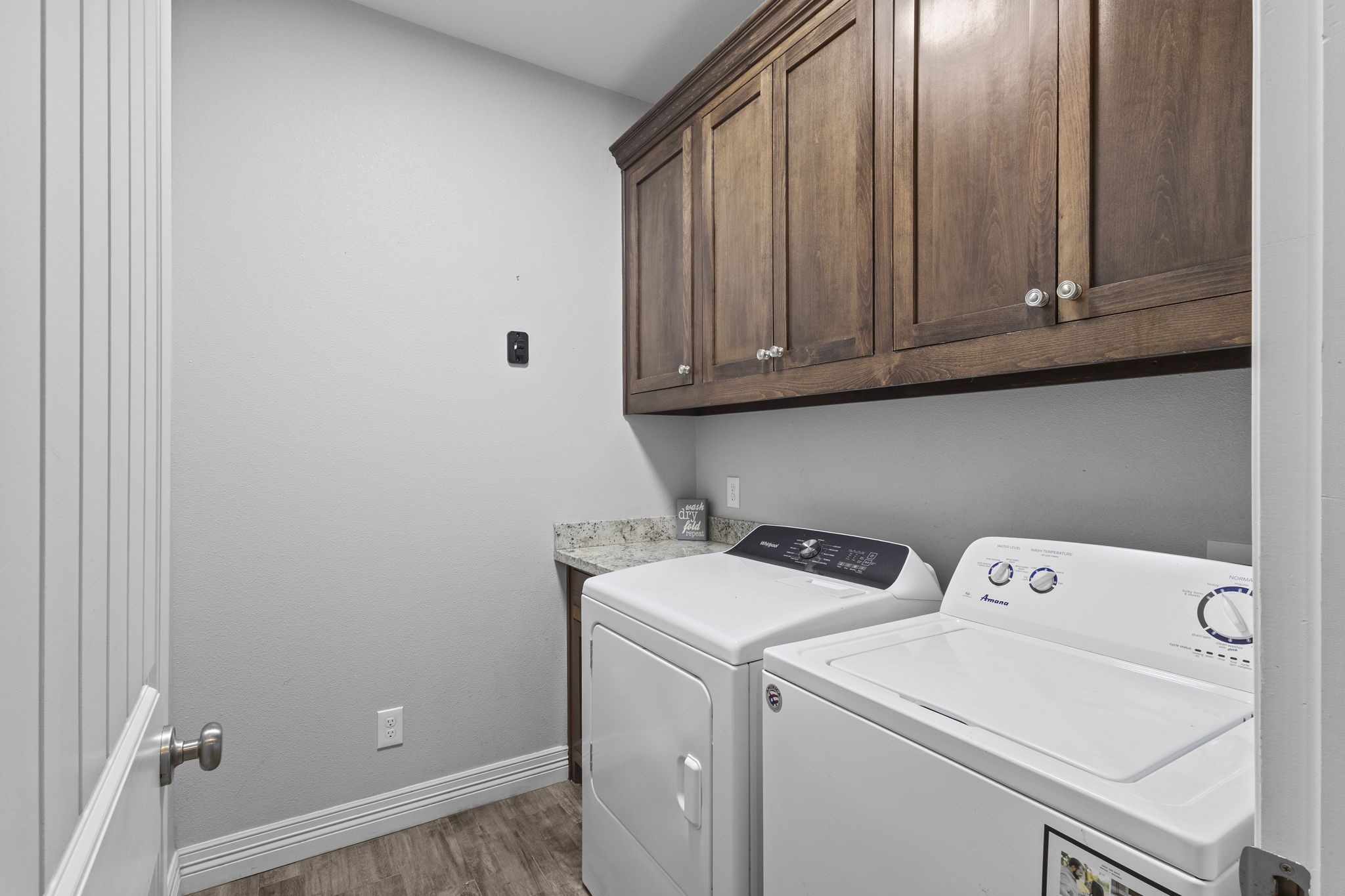 445 Bryant Boulevard Bridge City, TX 77611 - Photo 21 of 40 a utility room with dryer and washer