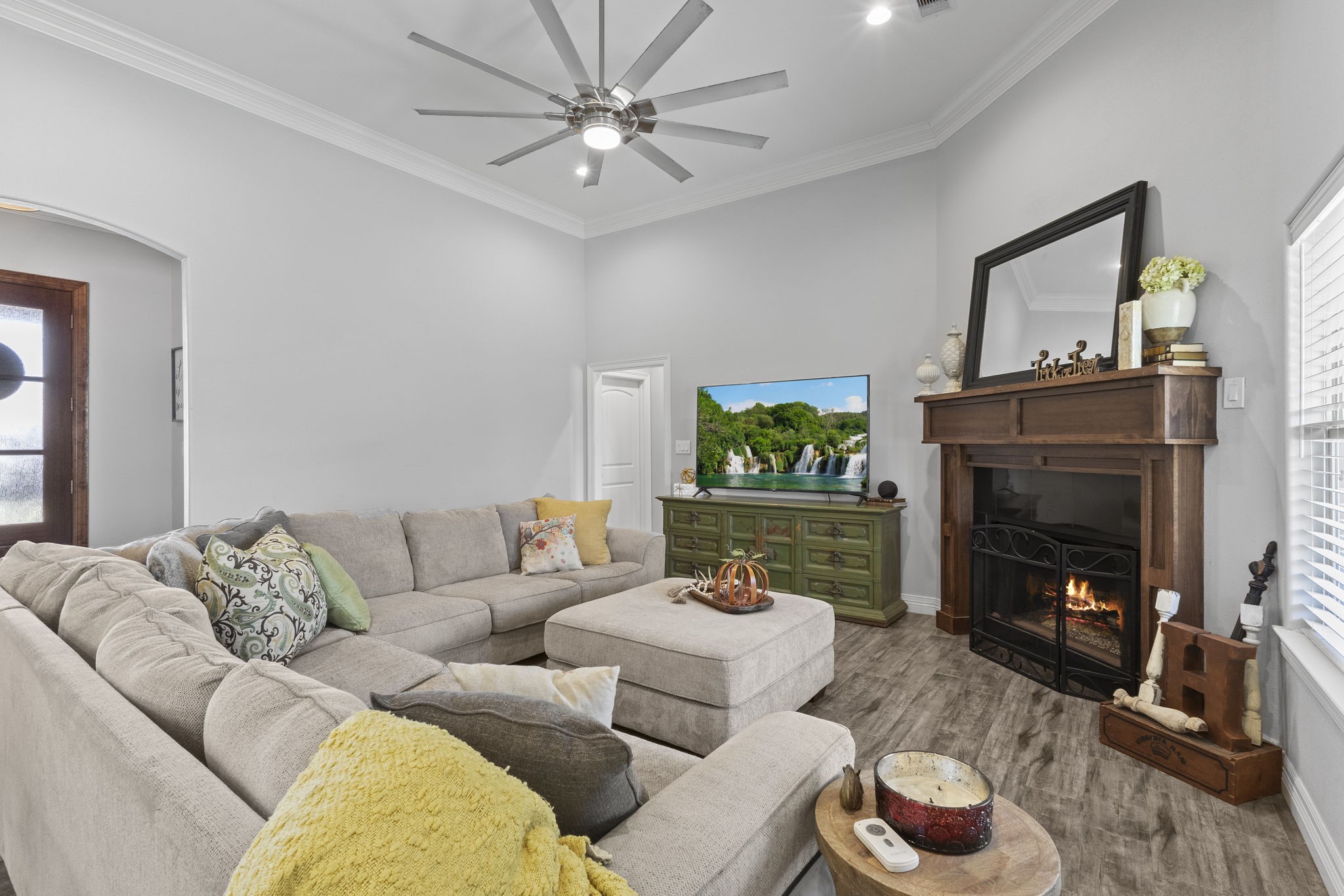 445 Bryant Boulevard Bridge City, TX 77611 - Photo 7 of 40 a living room with furniture and a fireplace