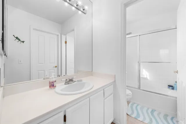 $700,000 | 1028 Addison Circle, Petaluma, CA 94952