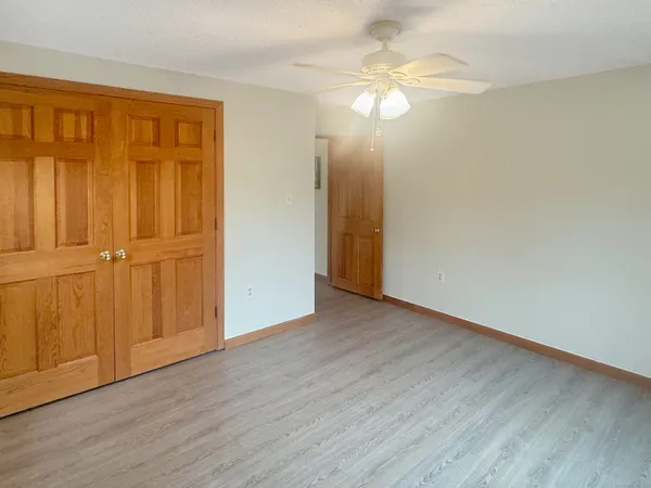 $2,500 | 85 Debbie Drive, South Windsor, CT 06074