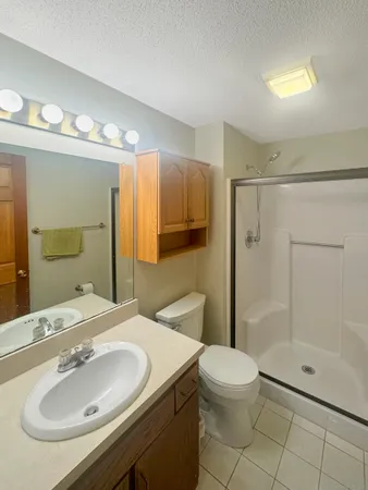 $2,500 | 85 Debbie Drive, South Windsor, CT 06074