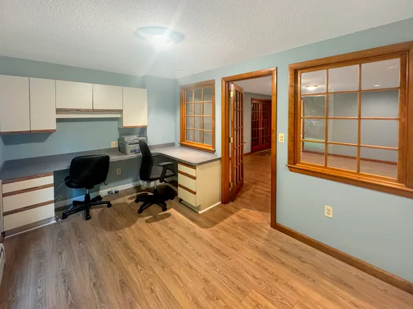 $2,500 | 85 Debbie Drive, South Windsor, CT 06074