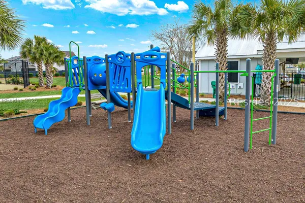 $695,000 | 31 Ahoy Drive, Bluffton, SC 29910