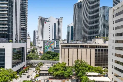$850,000 | 951 Brickell Avenue, Unit 1011, Miami, FL 33131