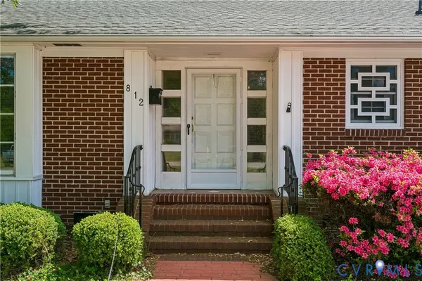 $455,000 | 812 Poquoson Avenue, Poquoson, VA 23662