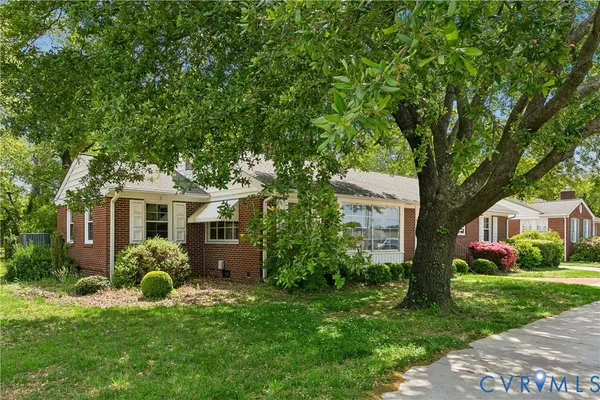 $455,000 | 812 Poquoson Avenue, Poquoson, VA 23662