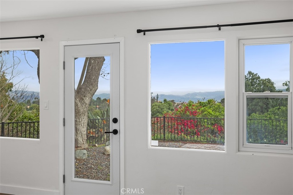 1840 Gum Tree Lane, Unit C Fallbrook, CA 92028 - Photo 17 of 37