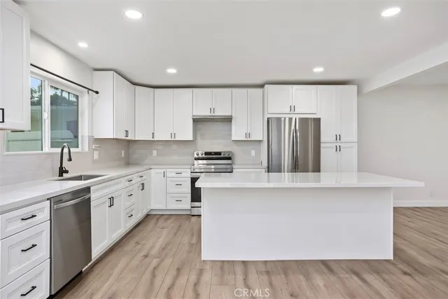 $3,550 | 1840 Gum Tree Lane, Unit C, Fallbrook, CA 92028