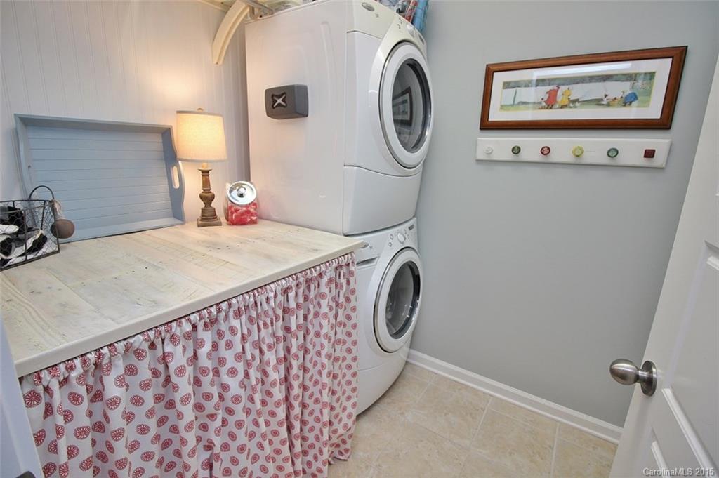 512 Channel Road Lake Wylie, SC 29710 - Photo 22 of 24 Gallery Image 22