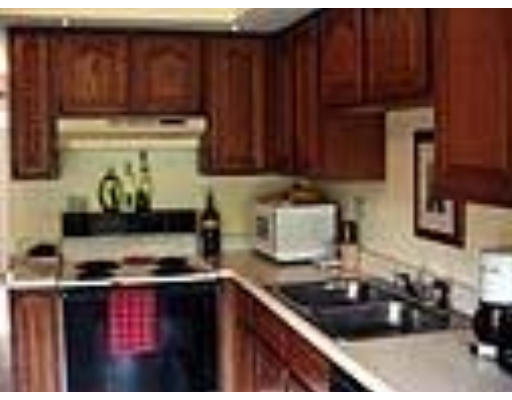 3 Hutchinson Road Sutton, MA 01590 - Photo 4 of 6