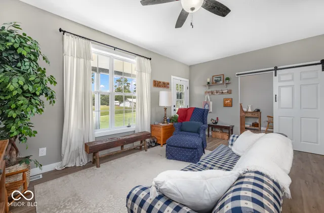 $489,000 | 3401 Mitten Road, Bowling Green, IN 47833