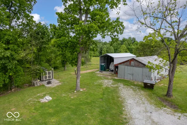 $489,000 | 3401 Mitten Road, Bowling Green, IN 47833