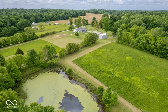 $489,000 | 3401 Mitten Road, Bowling Green, IN 47833
