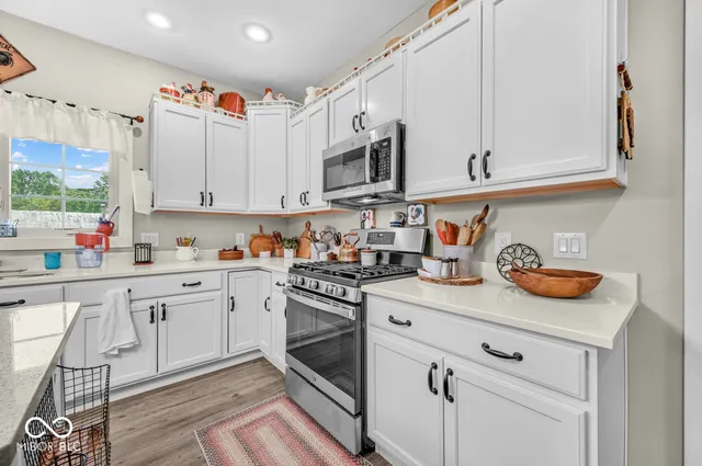 $489,000 | 3401 Mitten Road, Bowling Green, IN 47833