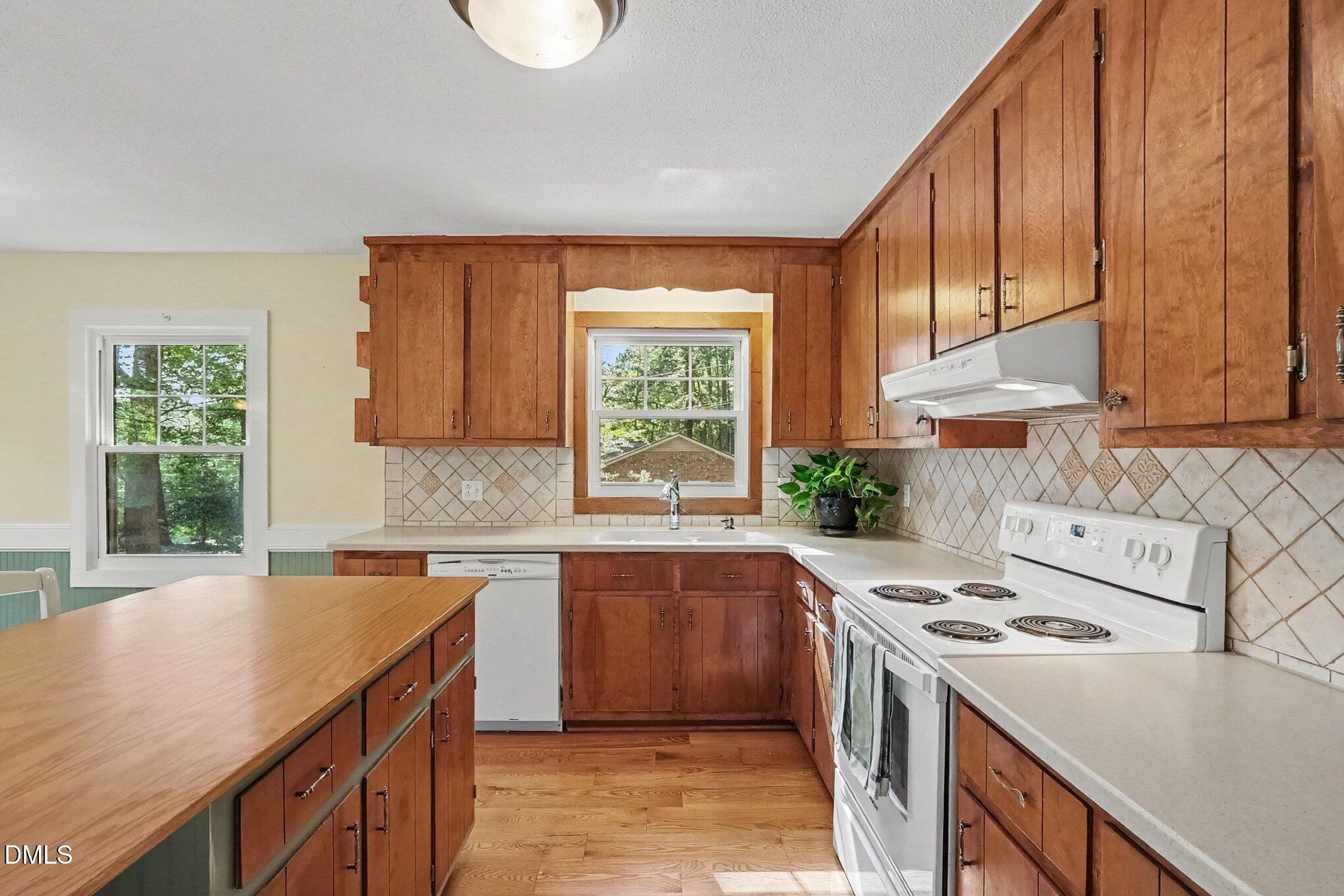 2023 Milton Road Durham, NC 27712 - Photo 9 of 27 KItchen2