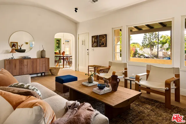 $1,585,000 | 585 Mountain View Street, Altadena, CA 91001