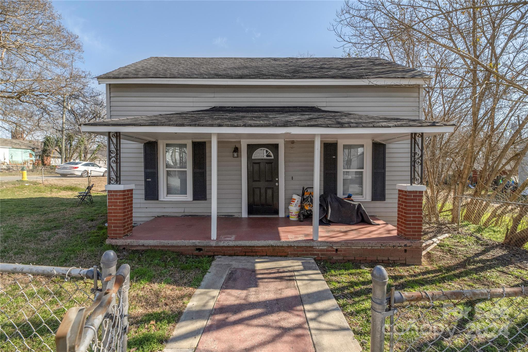 93 Ash Ave Northwest