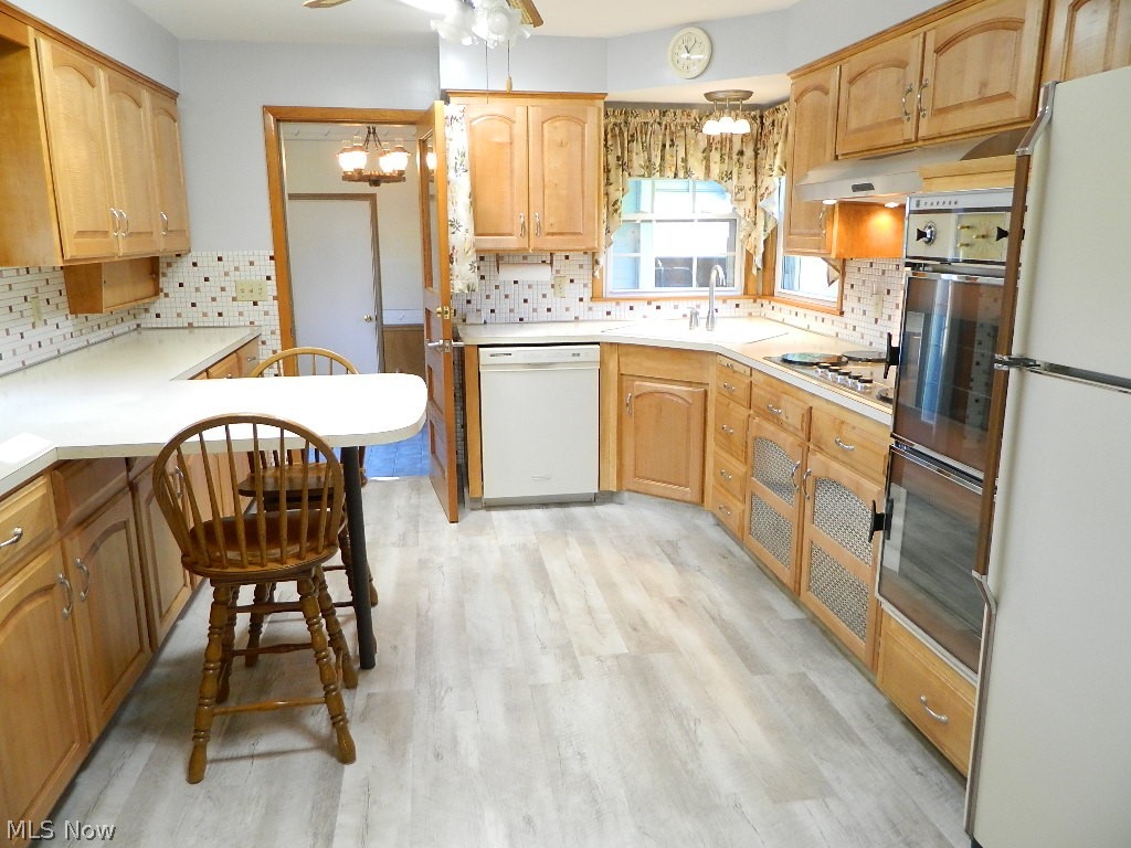 8199 Cedar Road Chesterland, OH 44026 - Photo 6 of 27 View of Breezeway from Kitchen