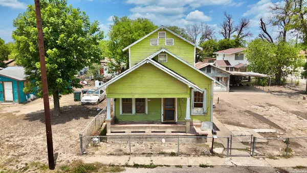 $90,000 | 205 Rodriguez, Del Rio, TX 78840
