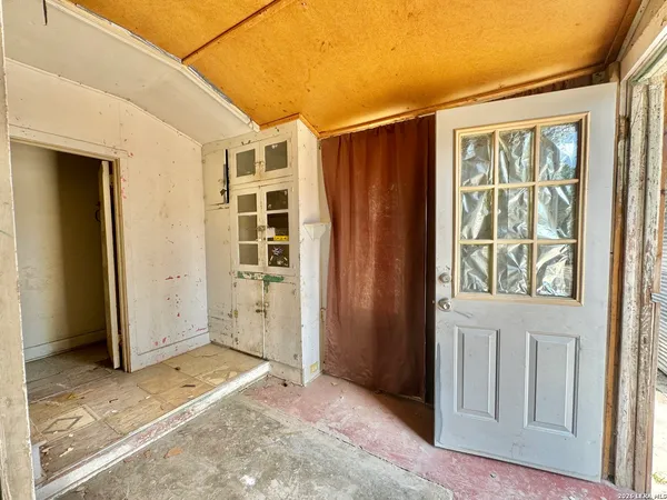 $90,000 | 205 Rodriguez, Del Rio, TX 78840