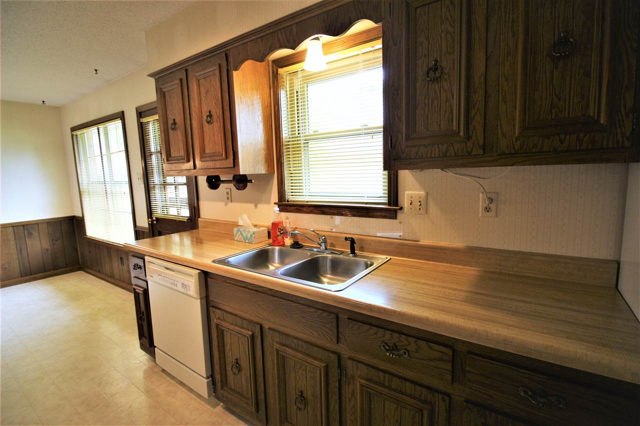 3379 Summerhill Drive Bartlett, TN 38134 - Photo 10 of 25