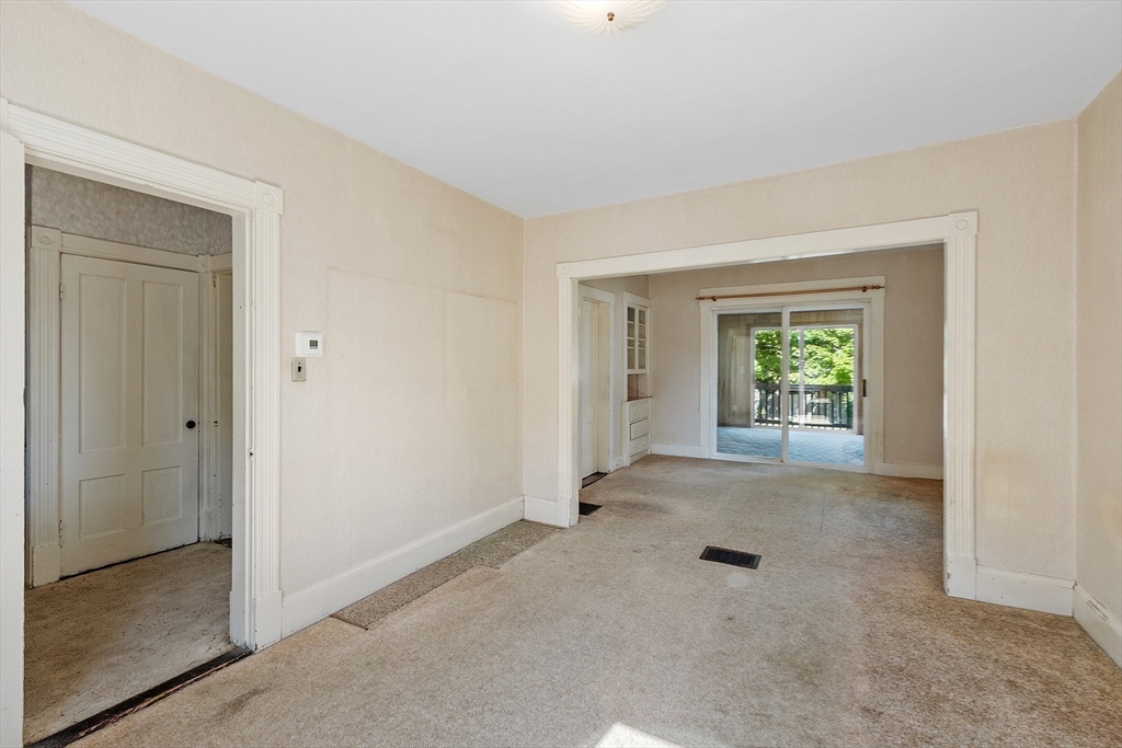 33 West Meadow Road Lowell, MA 01854 - Photo 15 of 36 an empty room with windows