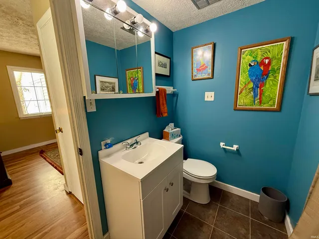 $330,000 | 802 East Allendale Drive, Bloomington, IN 47401