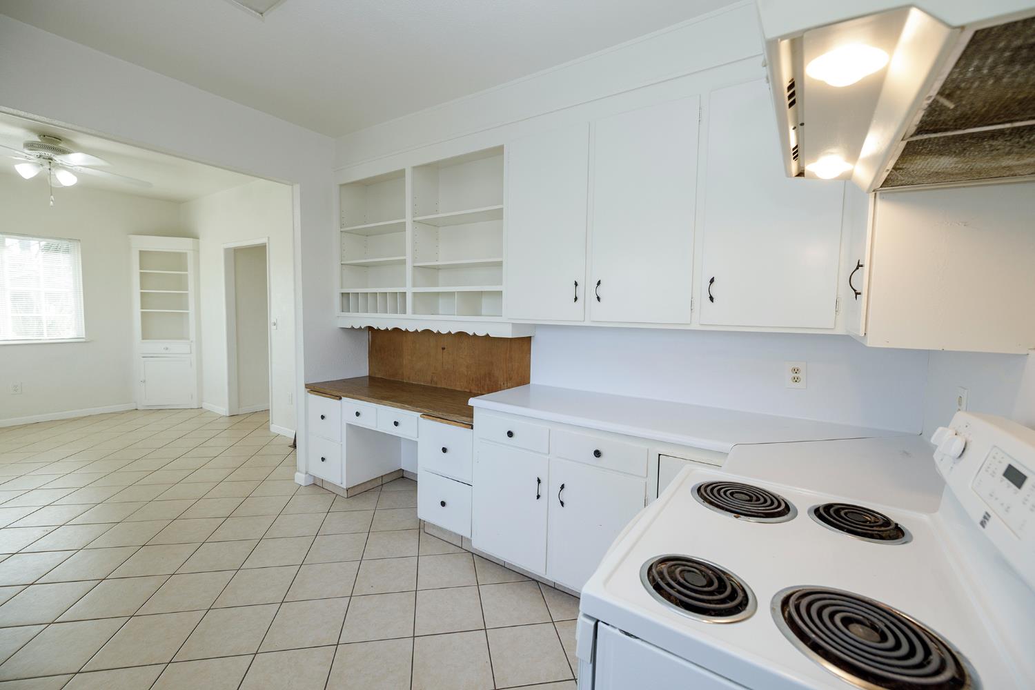 153 Almond Avenue Turlock, CA 95380 - Photo 13 of 34