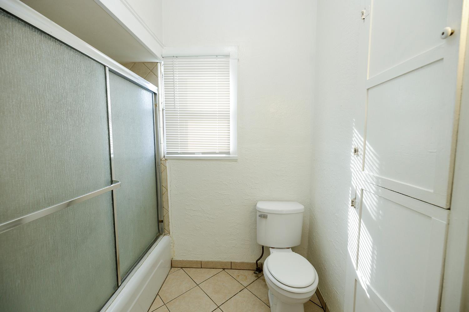 153 Almond Avenue Turlock, CA 95380 - Photo 20 of 34