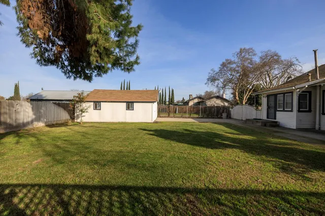 $355,000 | 153 Almond Avenue, Turlock, CA 95380