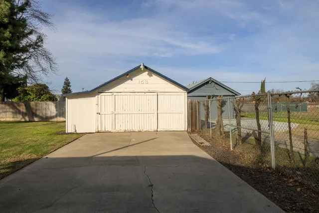 $355,000 | 153 Almond Avenue, Turlock, CA 95380