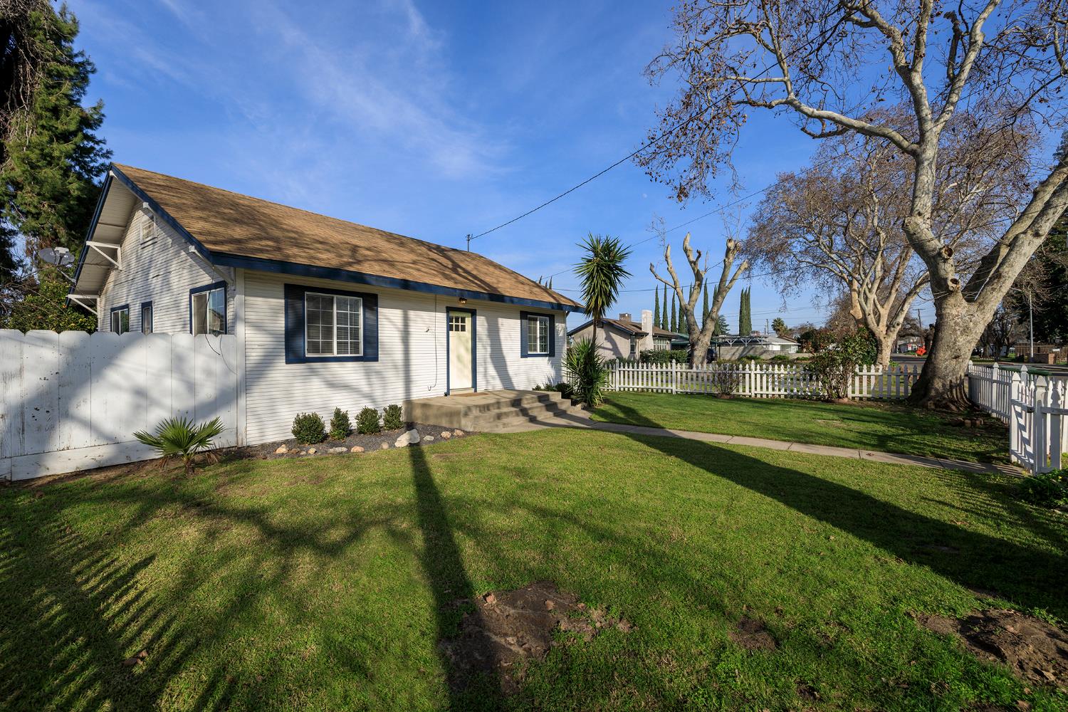 153 Almond Avenue Turlock, CA 95380 - Photo 4 of 34