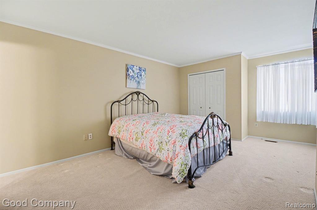 616 Tennyson Rochester Hills, MI 48307 - Photo 7 of 20