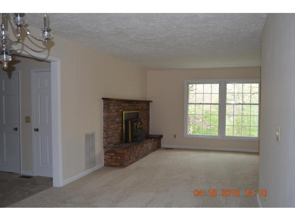 123 Broyles Road Unicoi, TN 37692 - Photo 9 of 19 Photo 9