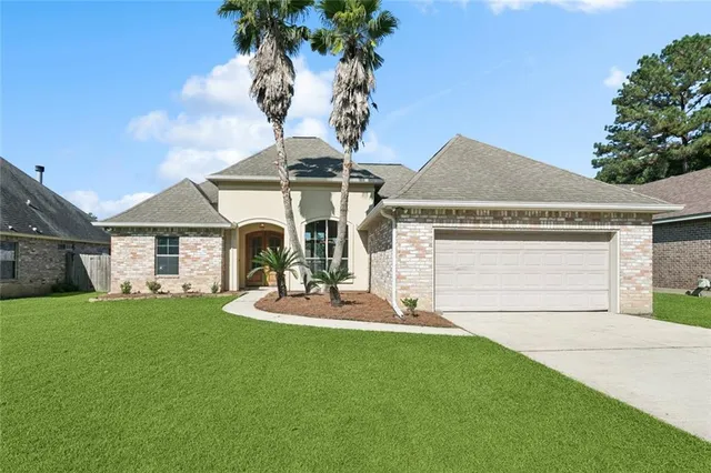 $315,000 | 39795 Kelly Wood Boulevard, Ponchatoula, LA 70454