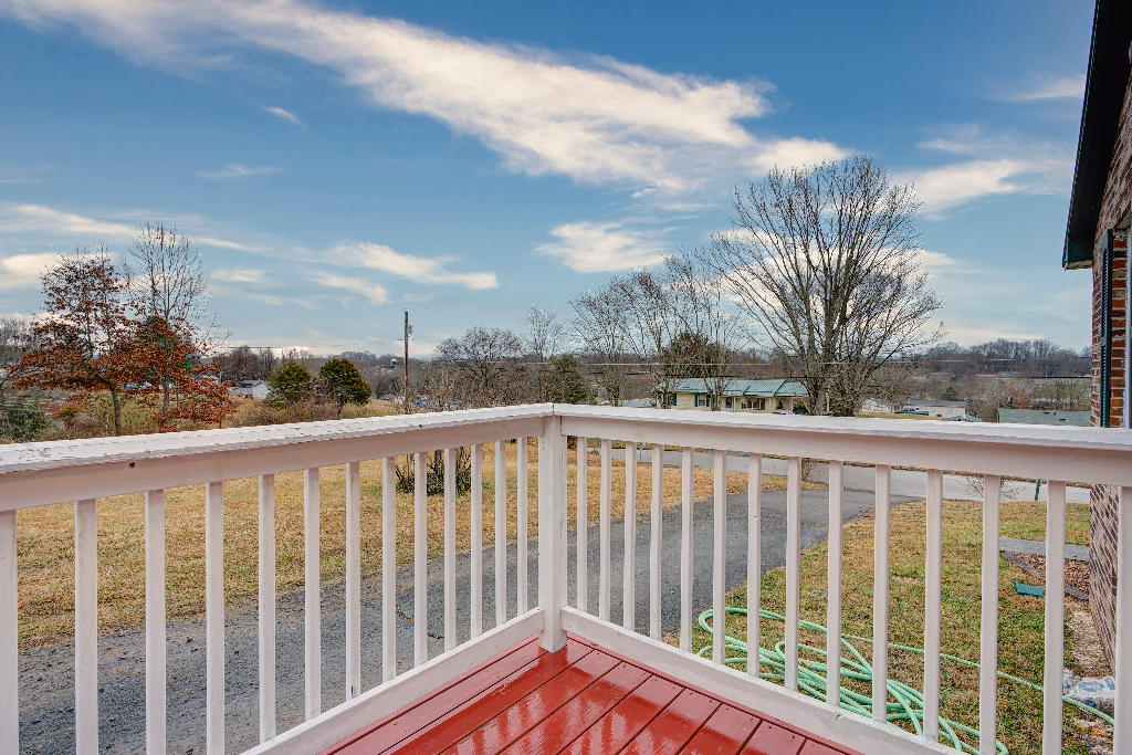 111 Norris Road Telford, TN 37690 - Photo 5 of 17 04