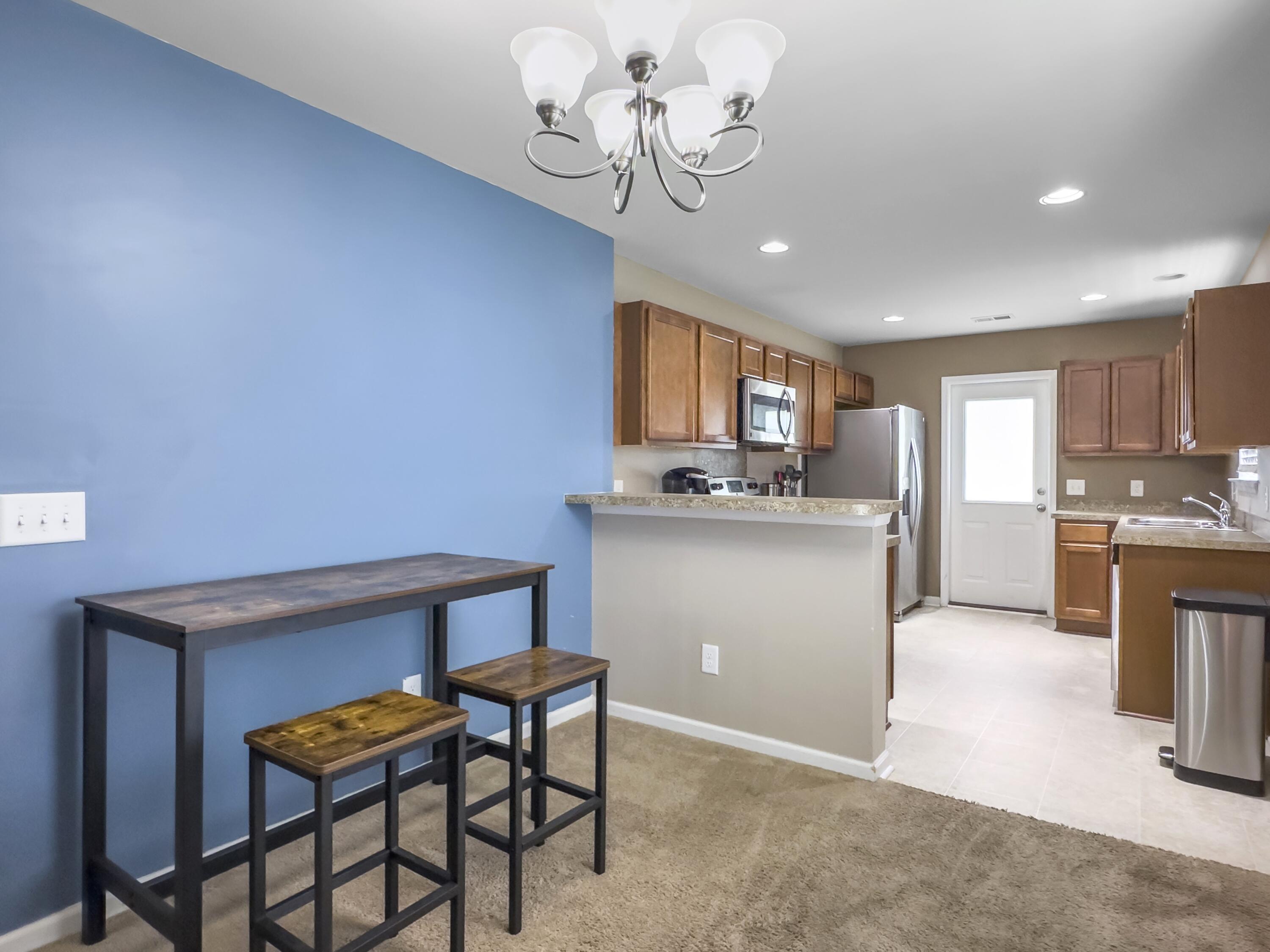 158 Brittondale Road Summerville, SC 29485 - Photo 15 of 38 DINING AREA