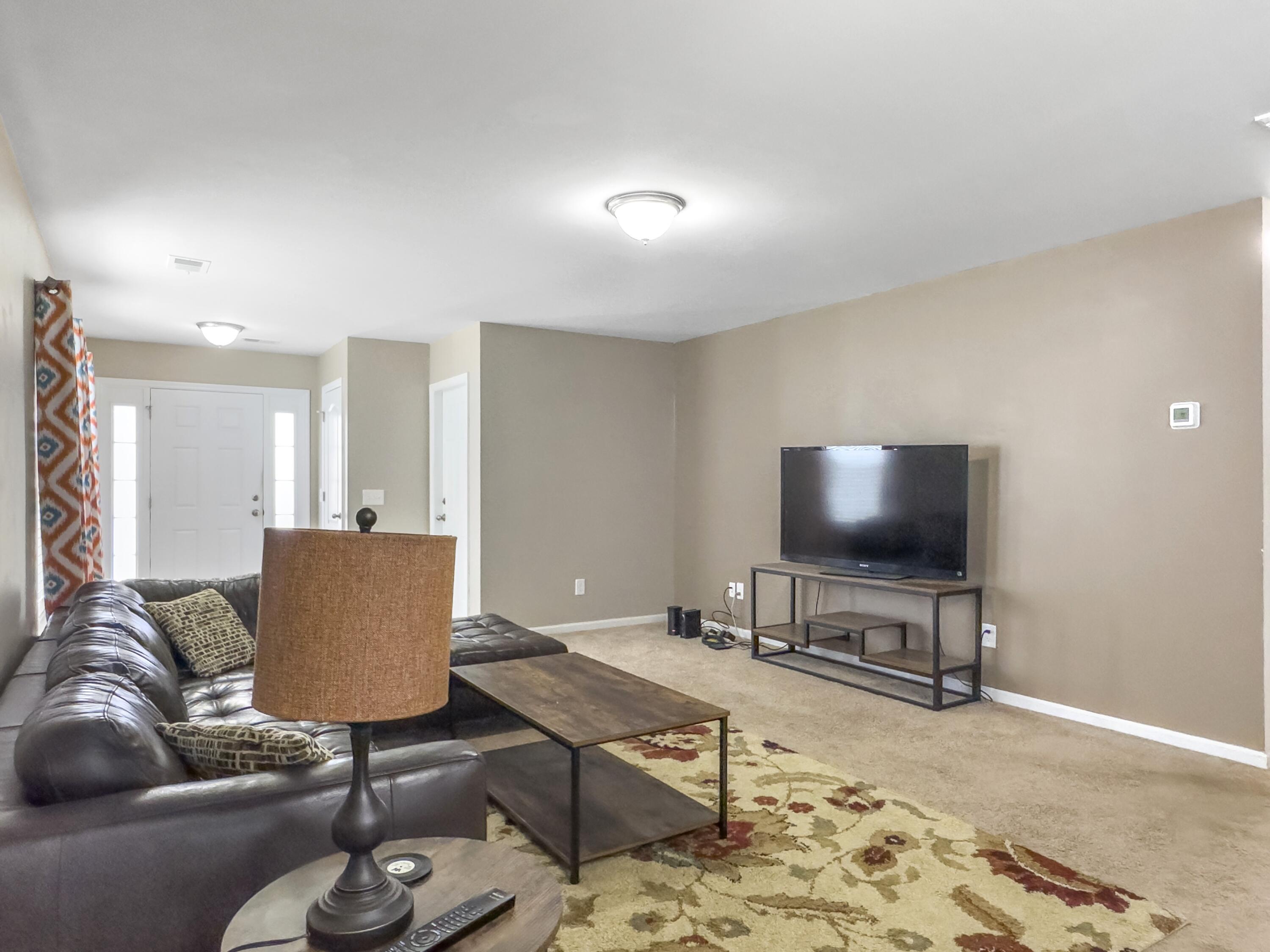 158 Brittondale Road Summerville, SC 29485 - Photo 18 of 38 LIVING AREA