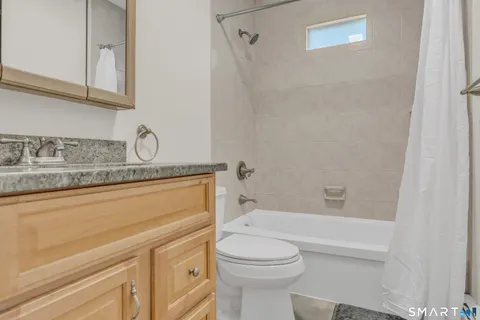 $499,900 | 51 Chipmunk Trail, Newtown, CT 06482