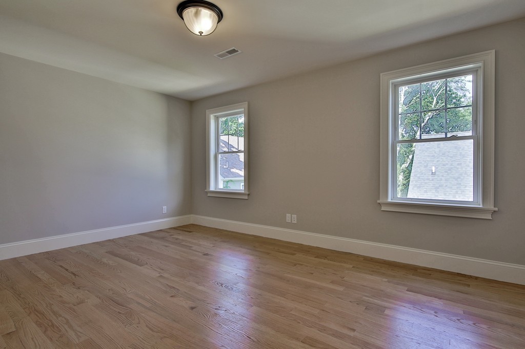 15 Emerald Street Lexington, MA 02421 - Photo 14 of 30 Gallery Image 14