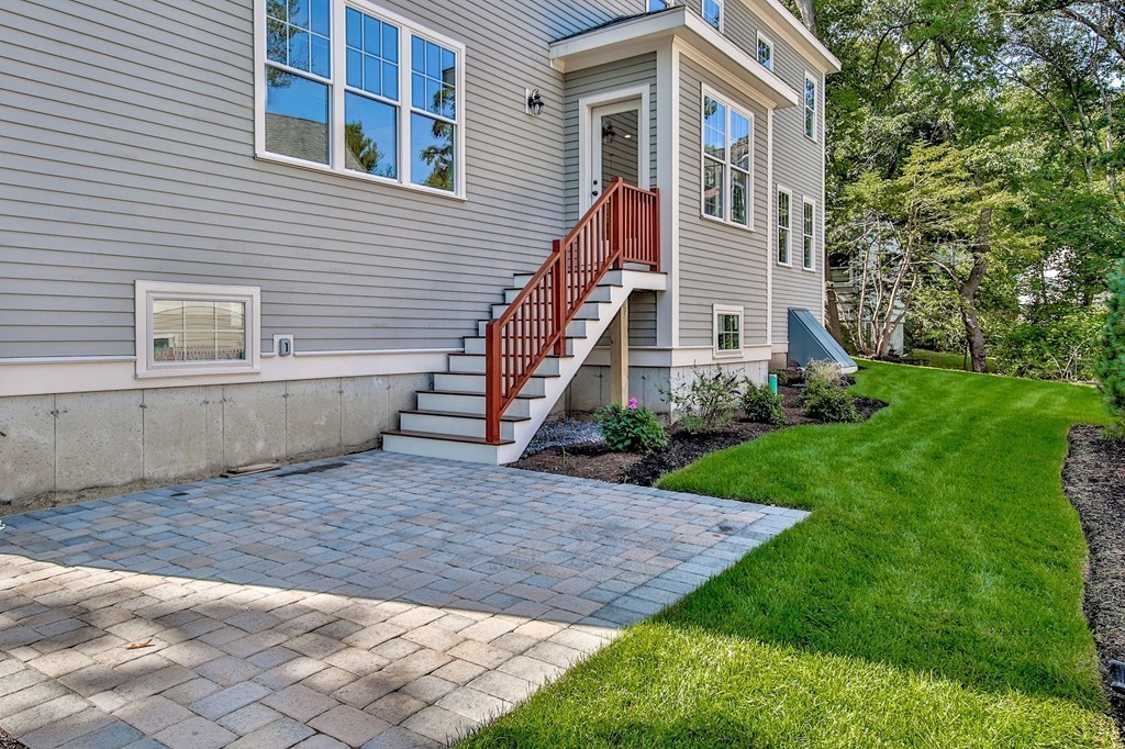15 Emerald Street Lexington, MA 02421 - Photo 29 of 30 Gallery Image 29
