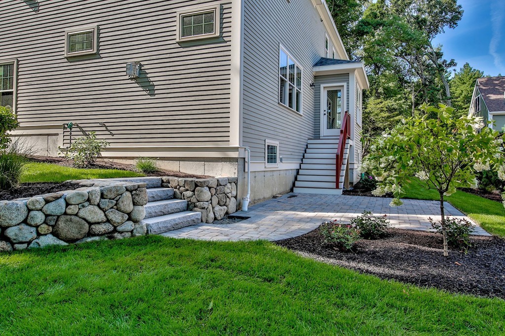 15 Emerald Street Lexington, MA 02421 - Photo 30 of 30 Gallery Image 30