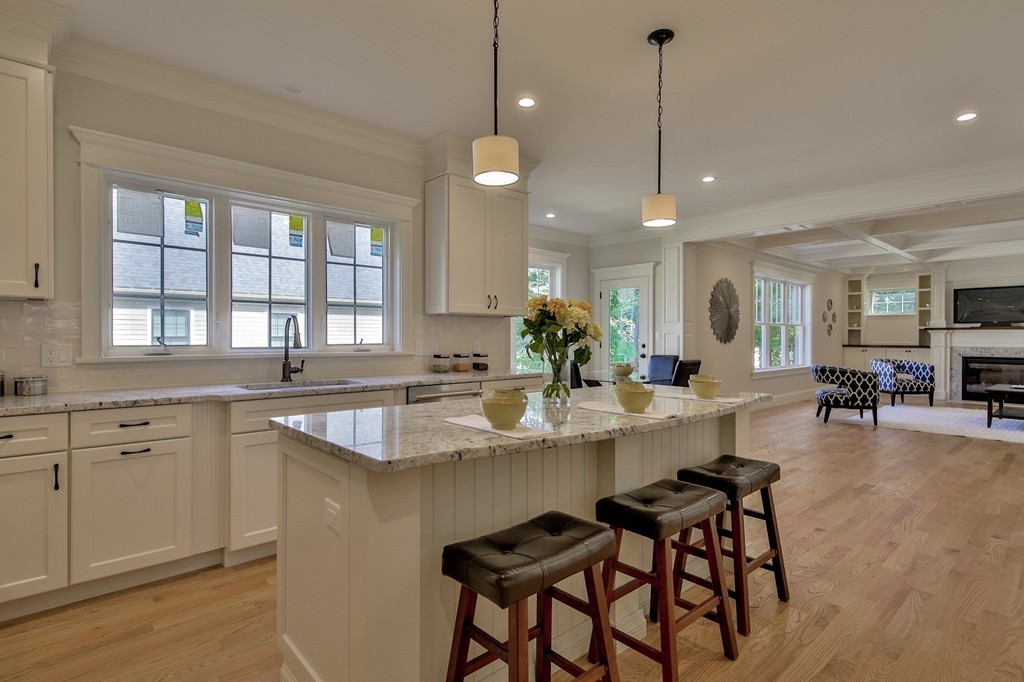 15 Emerald Street Lexington, MA 02421 - Photo 7 of 30 Gallery Image 7