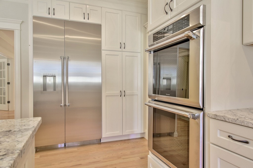 15 Emerald Street Lexington, MA 02421 - Photo 10 of 30 Gallery Image 10
