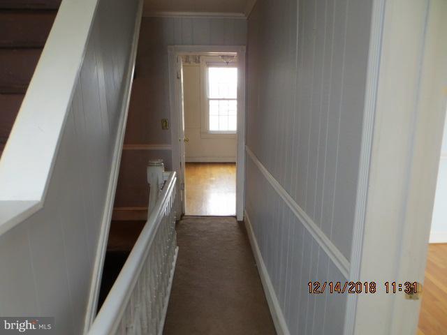 1010 Haverhill Road Baltimore, MD 21229 - Photo 16 of 16 2nd level hall
