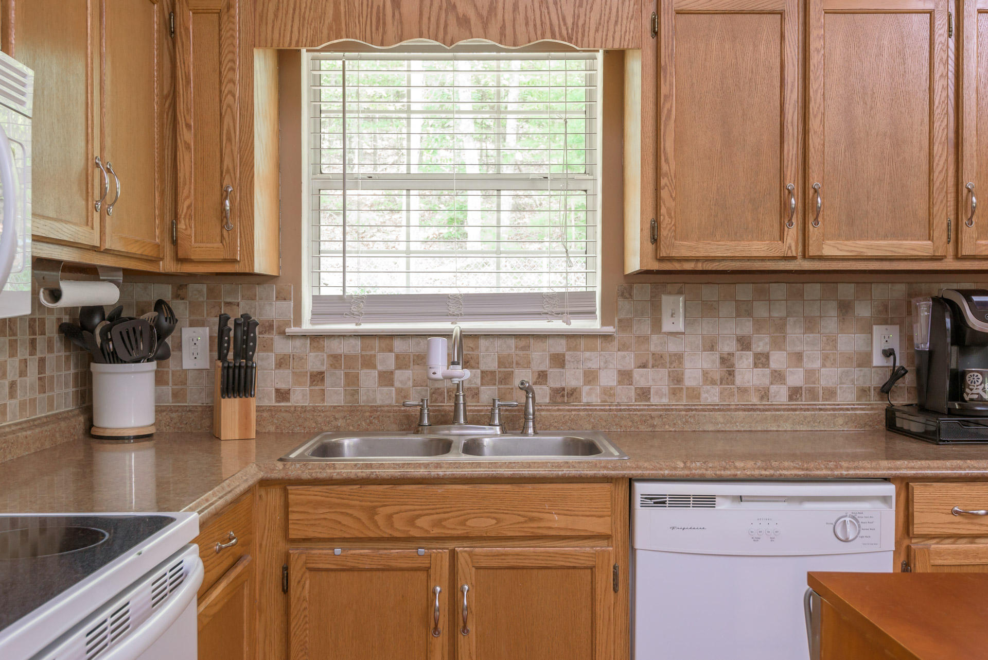 6708 Gamble Road Birchwood, TN 37308 - Photo 11 of 29 Kitchen
