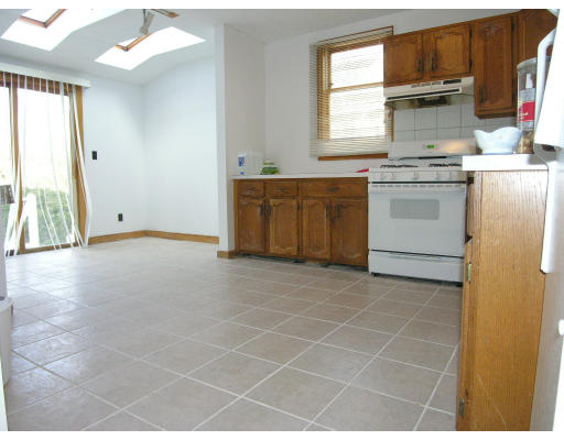 282 Langley Road Newton, MA 02459 - Photo 5 of 9 Gallery Image 5