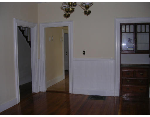 282 Langley Road Newton, MA 02459 - Photo 7 of 9 Gallery Image 7