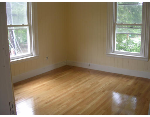 282 Langley Road Newton, MA 02459 - Photo 8 of 9 Gallery Image 8