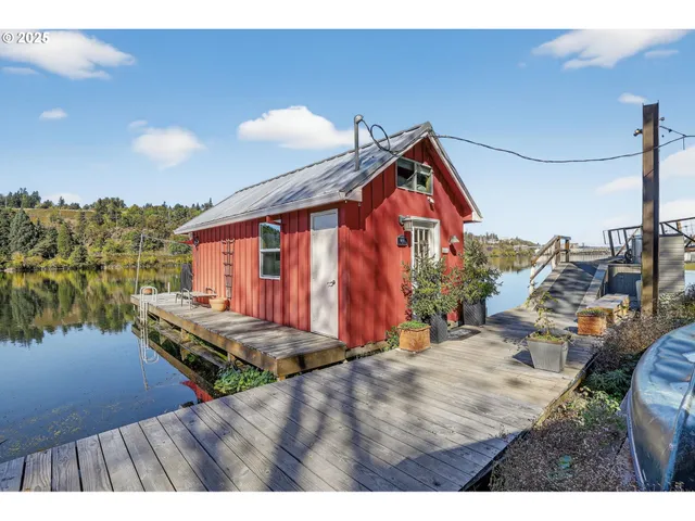 a view of outdoor space yard and patio